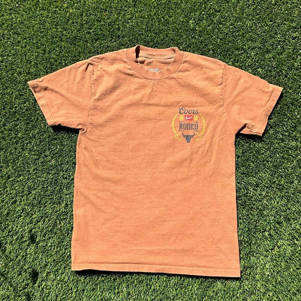 Tee Luv Coors Banquet Rodeo Graphic T-Shirt Brown